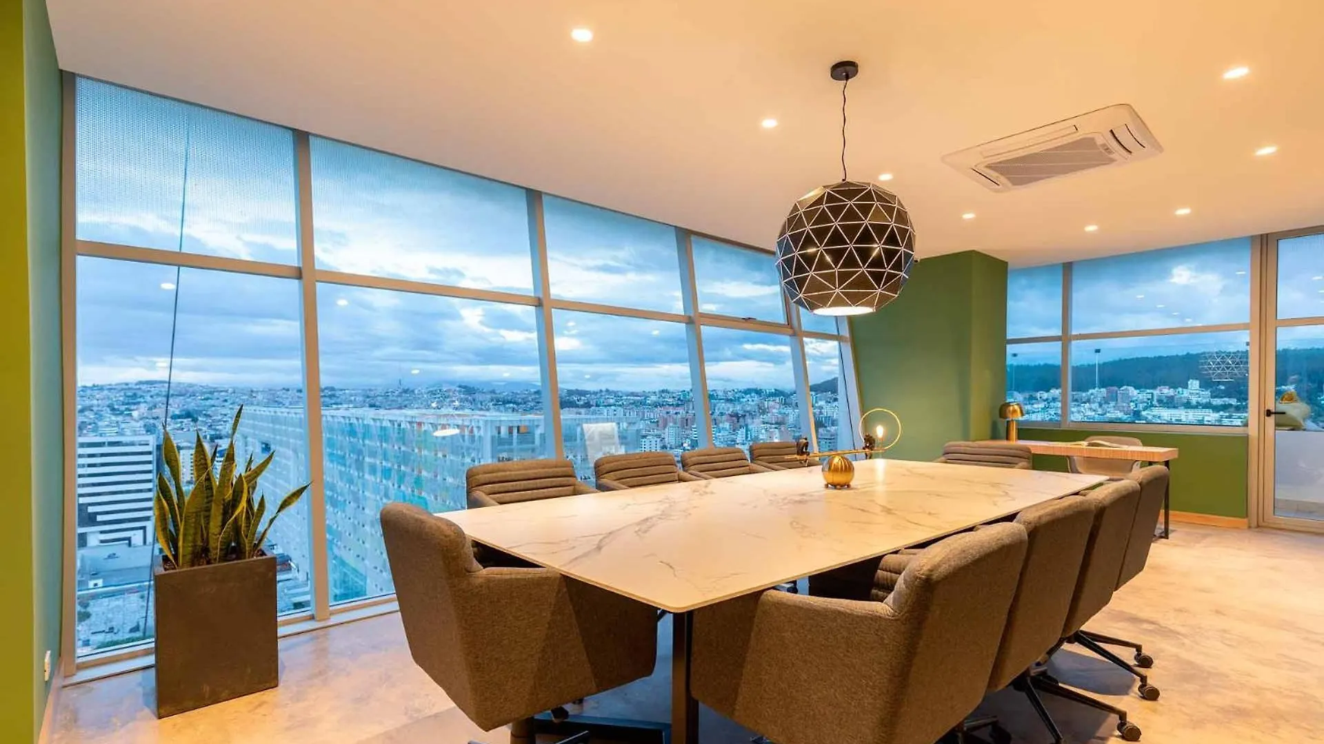 شقة Hermoso Penthouse Vistas Espectacular كويتو